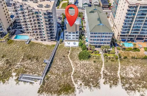 Ocean Drive Villa | Ground-Level Oceanfront - Walk-Out Beach