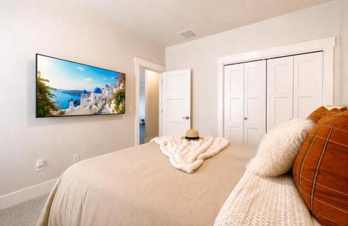 Meridian House | Guest Favorite 3BD 2BA Meridian Home for Business & Pleasure