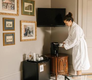 Old Town Historic District House | Guestroom in Old Town | Steps to Lake & Everything