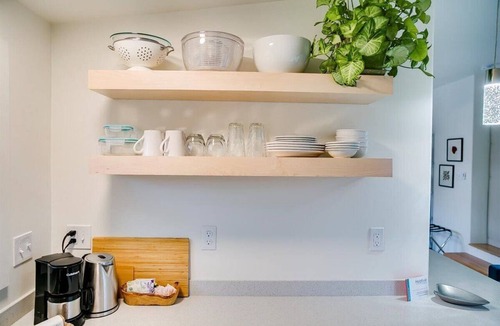 Sunset Apartment | #HabitueHomes - Green Spot Studio- Dog Friendly!