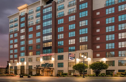 National Harbor Hotel | Hampton Inn & Suites National Harbor/Alexandria Area