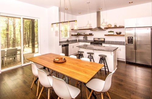 Flagstaff Villa | Hannah Lane Haven Forest Views Great Location Family-Friendly Stay