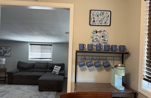 Southwest Ada County Alliance House | Happy Hazel-King Suite Game Room Fire Pit Pet Friendly Spacious Yard Boise