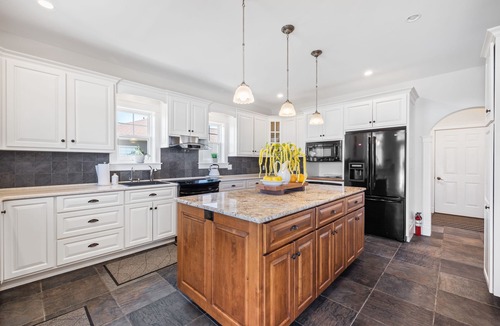 Stratford Villa | Harbour View Haven