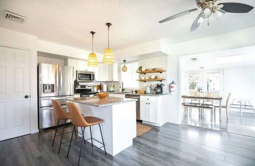 Lower Township House | Harmony House · Cozy Getaway - 5 min drive to beach/pet friendly