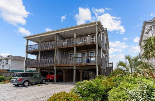 Topsail Beach House | Haven in Topsail Beach: 4BR Oasis with Ocean & Sound Views! Walk to Town