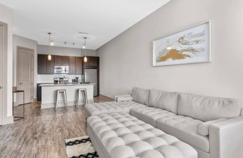 Short North Apartment | Heart of Downtown Columbus | Short North area