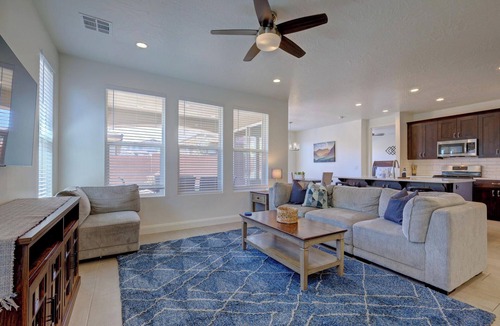 Sienna Hills House | Heart of Sand Hollow 5 Bedroom W/Fire Pit, Pool, & Hot Tub