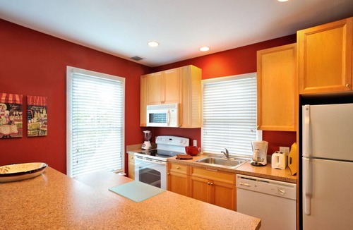 Bahama Village Apartment | Heavenly Hideout at Rainbows End Key West - Steps from Duval w Private Pool