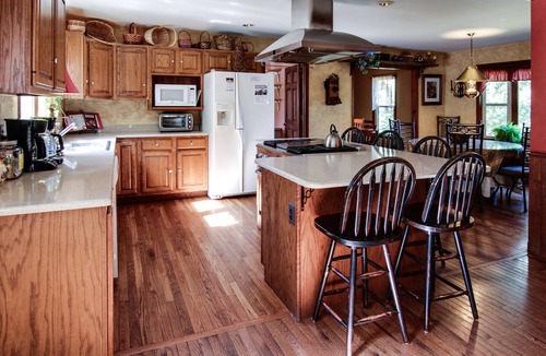 Warrenton House | Hidden Hollow Farm - Pool; Game Rm; Sleeps 26, 45 min. to DC, Weddings/Corporate