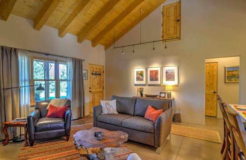 Tesuque House | Hidden Santa Fe Gem - Nestled in Tesuque Hills!