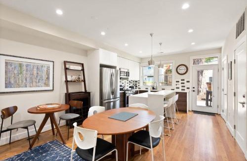 Northeast House | Hill East 3-BR Home Near Lincoln Park