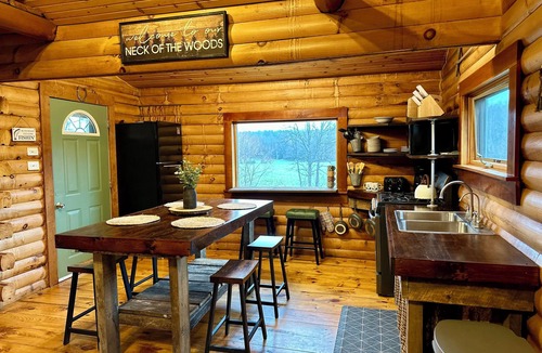 Coshocton Cabin | Hillside Cabin : Secluded Log Cabin on 15 Acres, Pond & trails. Near Woodbury