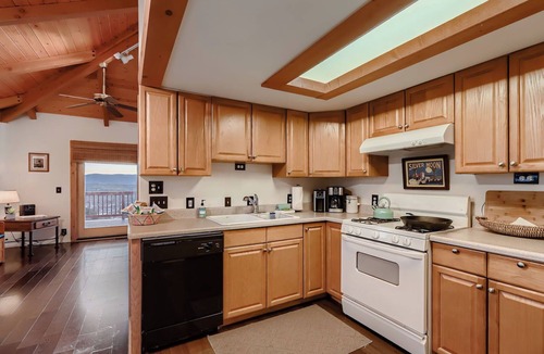 Lake Montezuma House | Hilltop Custom Home - Sunsets & Views