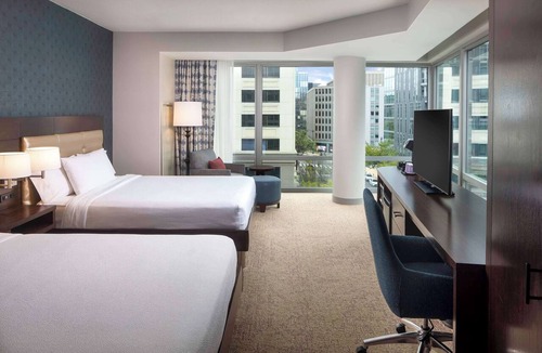 West End Hotel | Hilton Garden Inn Washington DC/Georgetown Area