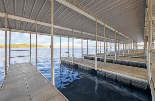 Big Cedars Hotel | Hilton Grand Vacation Club Paradise Point Hollister