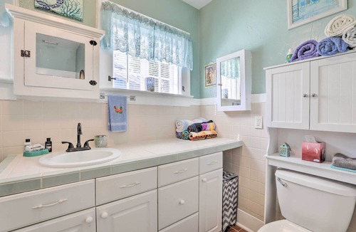 Bradenton Cottage | Historic Bradenton Cottage ~ 1 Mi to Downtown
