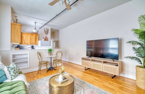 Mississippi District Apartment | Historic Mississippi - Live Music & Local Shops
