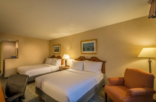 Bluemont Hotel | Holiday Inn Arlington at Ballston by IHG