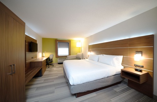 Prince Frederick Hotel | Holiday Inn Express Prince Frederick by IHG