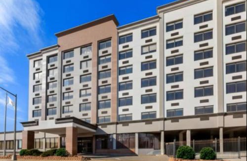 Northeast Hotel | Holiday Inn Express & Suites Washington DC - NoMA by IHG