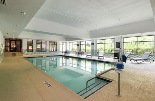 Fredericksburg Hotel | Holiday Inn Fredericksburg - Conference Center by IHG