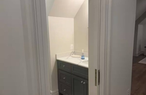 Falls Church Apartment | Home Away From Home in Falls Church