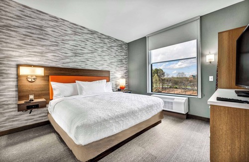Southwest Raleigh Hotel | Home2 Suites by Hilton Raleigh West Lenovo Center