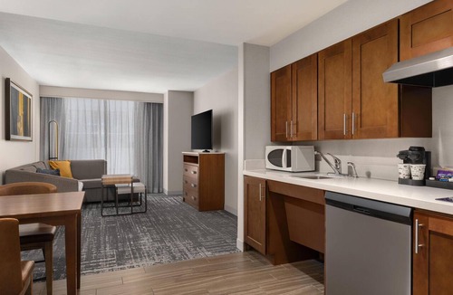Navy Yard Hotel | Homewood Suites by Hilton Washington DC Capitol-Navy Yard