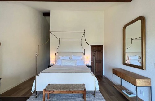 Ukiah Villa | Honey House Villa, wineries, views, pool, hot tub