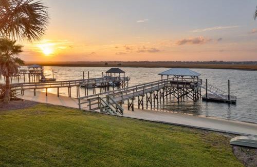 Inlet Harbour House | Hook Shot