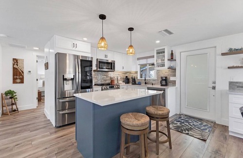 Siesta Key Villa | Horizons West - Beautiful 2 bedroom Bayside Villa F-7