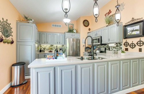 Rockbridge Cottage | Hot Tub & Fire Pit: Rockbridge Getaway!