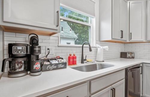 Columbus House | Hot Tub - Mins to Short North - Retro Game Room
