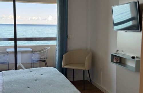 Algajola Hotel | Hotel Beau Rivage