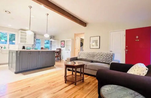 Lake Hills House | House with fully fenced yard and garage minute to downtown