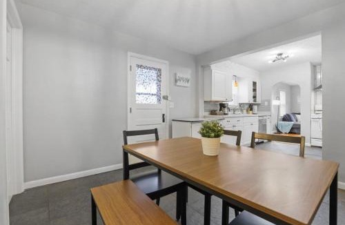 Newark House | Housepitality - Newark Friends and Family House
