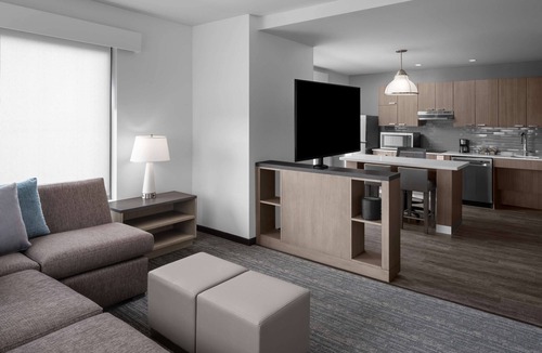 East Lansing Hotel | Hyatt House Lansing University Area