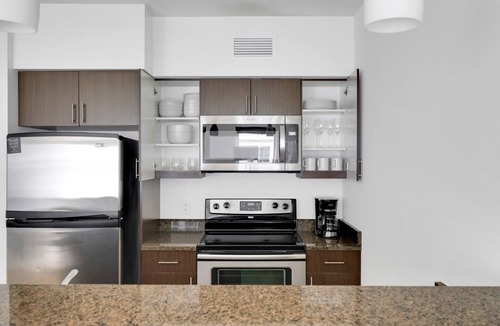 Northwest Bellevue Apartment | Ideal Bellevue 1BR w/W/D & Roof, near Downtown Park, by Blueground