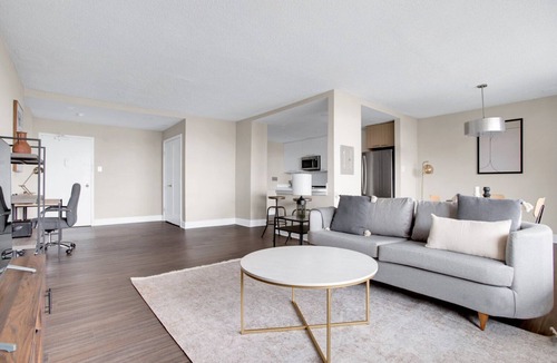 Crystal City Apartment | Ideal Crystal City 1BR w/Gym & Concierge, steps to Metro, by Blueground