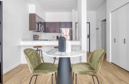 North Beacon Hill Apartment | Ideal Mt Baker 1BR w/ Gym, Rooftop & W/D, near light rail, by Blueground