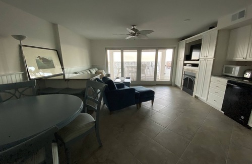 Goshen Condo | Immaculate Oceanfront Condo