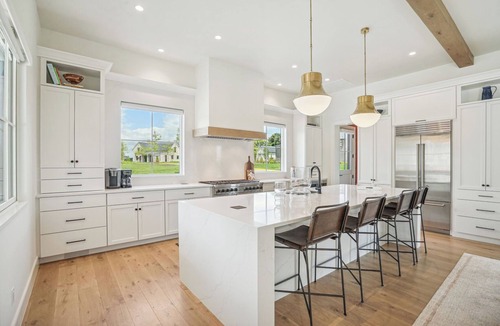 Middleburg Villa | Indulge in Elegance: Four BR Villa with Outdoor Living in Middleburg, VA