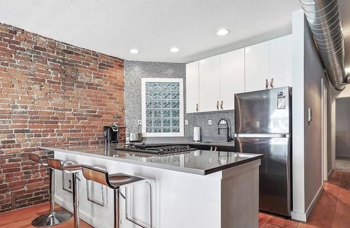 Short North Condo | Industrial Short North Condo