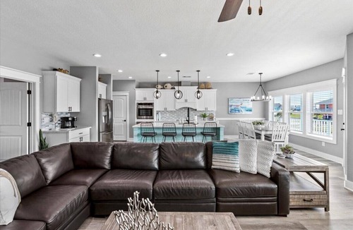 Indian Beach House | Insta-Ahhh * Private Pool Pet Friendly Oasis * Steps to Beach