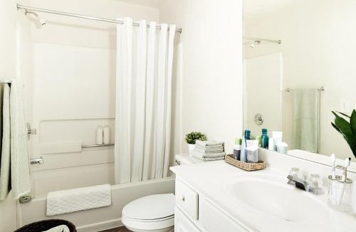 Chesapeake Hotel | InTown Suites Extended Stay Chesapeake VA - Greenbrier Road