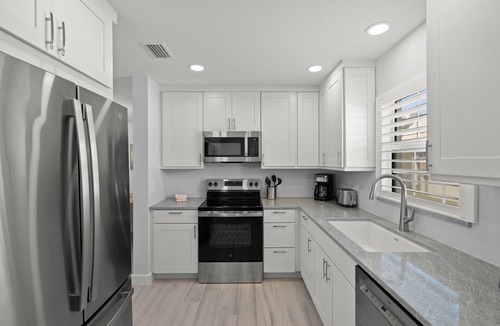Siesta Key Villa | Island House Beach Resort V28