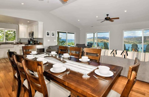 Lower Lake House | Jago Bay - Vineyard Home with Pool and Hot Tub