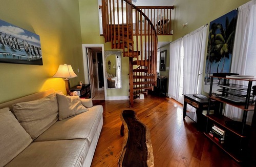 Downtown Cottage | Jimmy Buffet Getaway in Old Town Key West