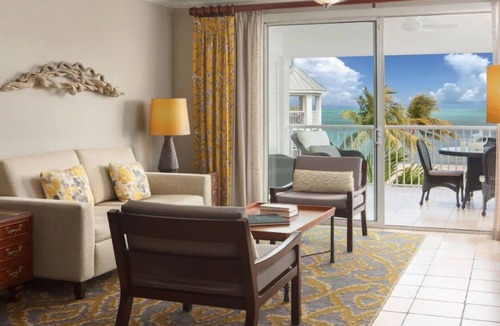 Key West Resort | Key West 2BR Retreat – Ocean Views & Island Adventure